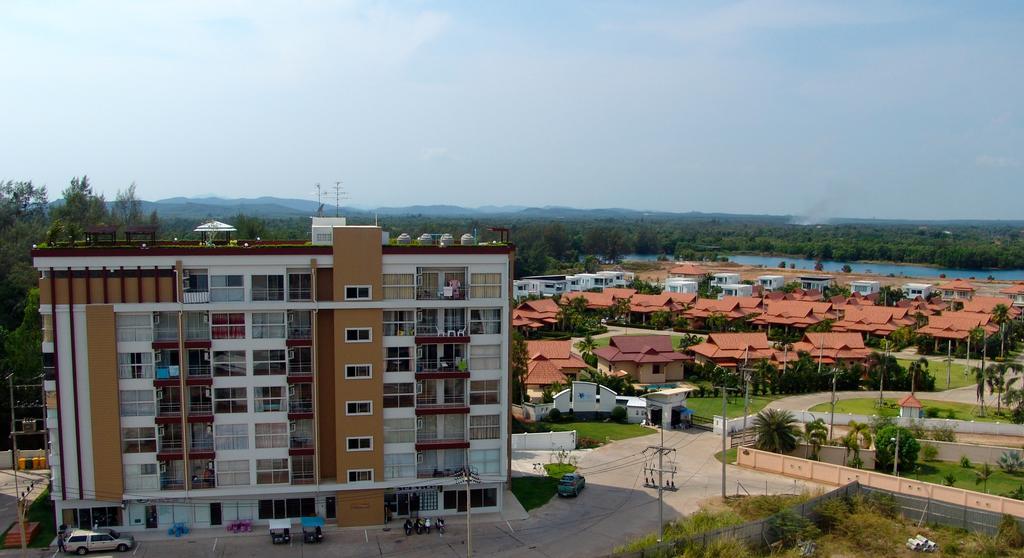 Ag Property Mae Phim Bagian luar foto